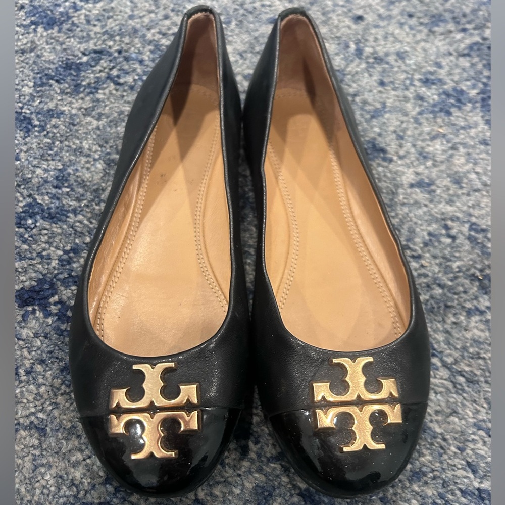 Tory Burch black ballet flats size 6 like new